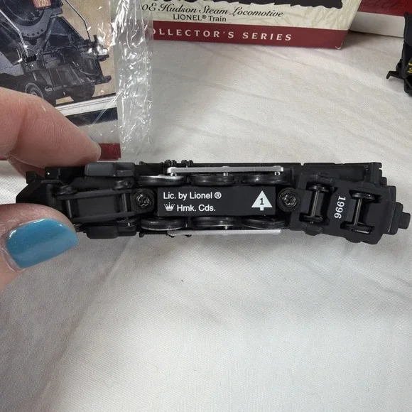 Lionel Locomotive * Vintage Lot Of 4 * Hallmark Keepsake * Metal * Wheels Move - Picture 6 of 16